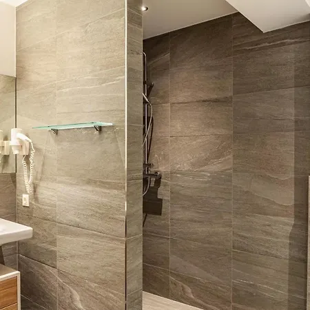 Apart-hochzillertal Gartenwohnung كالتنباش