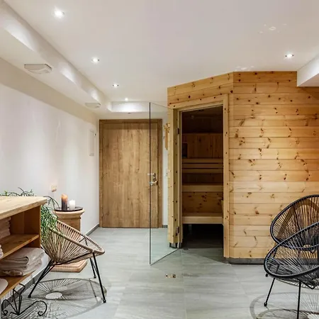 Apart-hochzillertal Gartenwohnung * كالتنباش