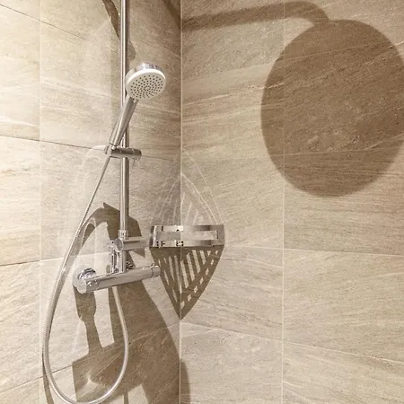 Apart-hochzillertal Gartenwohnung شقة *