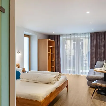 Apart-hochzillertal Gartenwohnung * Kaltenbach